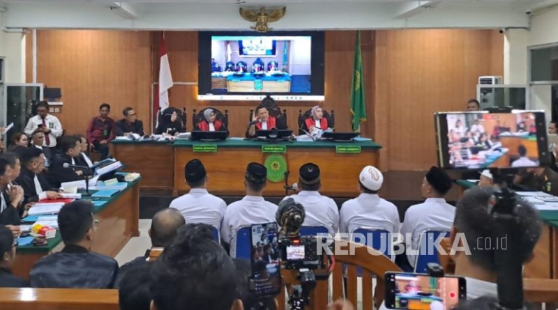 Sidang perdana PK yang diajukan oleh enam terpidana kasus Vina digelar di Pengadilan Negeri Cirebon