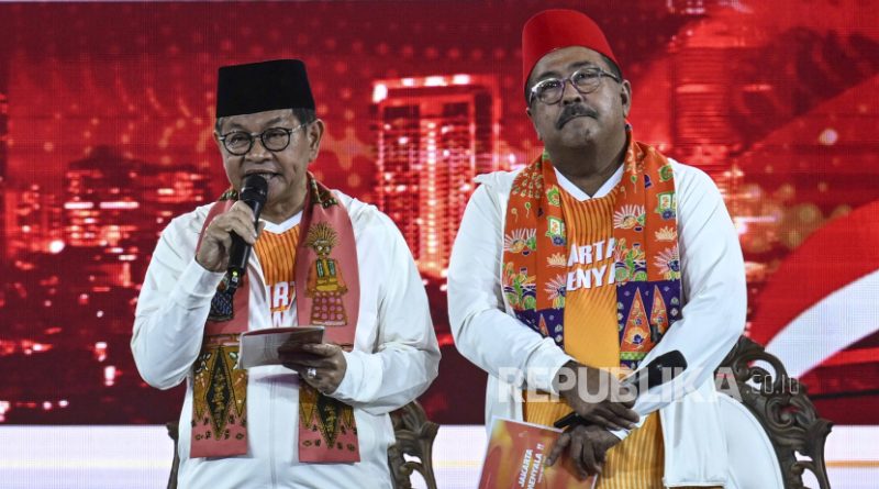 Pasangan calon Gubernur-Wakil Gubernur DKI Jakarta nomor urut tiga Pramono Anung (kiri) dan Rano Karno (kanan)