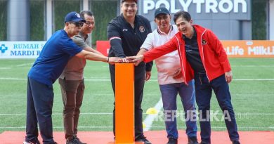 Menteri Pemuda dan Olahraga (Menpora) Dito Ariotedjo, Wakil Gubernur (Wagub) Jawa Tengah (Jateng) Taj Yasin, dan Ketua Umum PB Perpani Arsjad Rasjid membuka Kejuaraan Nasional (Kejurnas) Panahan Junior MilkLife Archery Challenge di Supersoccer Arena, Kabupaten Kudus, Sabtu, (28/6/2025).