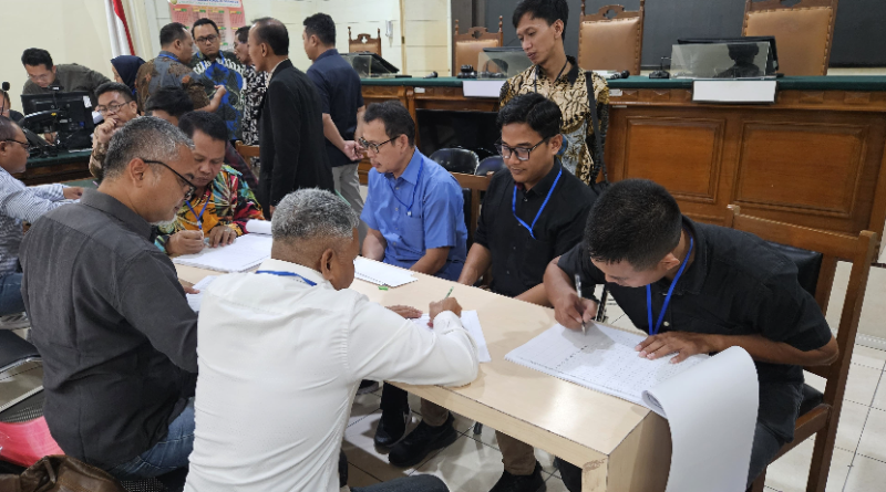 Pengadilan Negeri (PN) Niaga Semarang menggelar rapat verifikasi tagihan atau utang PT Sri Rejeki Isman Tbk (Sritex) dan tiga anak perusahaannya kepada para mantan pekerjanya, Kamis (10/7/2025).