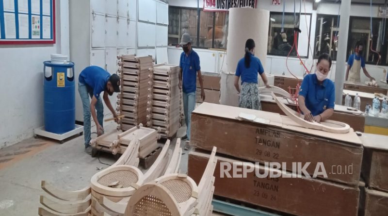 Industri mebel dan kerajinan (ilustrasi).