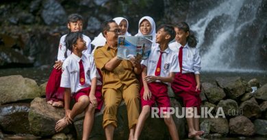 Sebanyak 101.581 guru yang dinyatakan memenuhi syarat seleksi administrasi Pendidikan Profesi Guru (PPG) bagi Guru Tertentu Periode 1 Tahun 2025.
