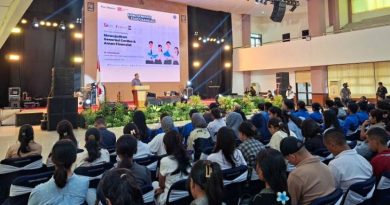 OJK edukasi mahasiswa Poltek Kupang bijak atur keuangan.