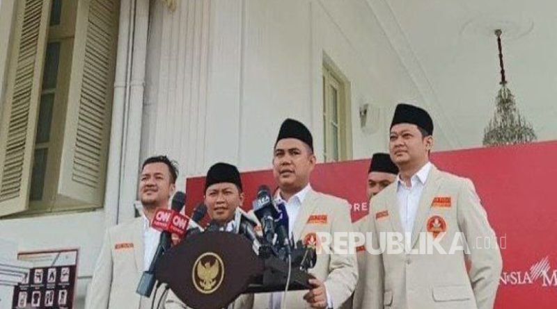 Ketum Pemuda Muhammadiyah Dzulfikar Ahmad Tawalla (kedua dari kanan).