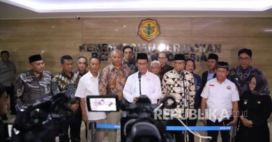 Mentan Amran Sulaiman menegaskan, petani merupakan tulang punggung bangsa yang harud didukung penuh agar hasil produksinya terserap maksimal.