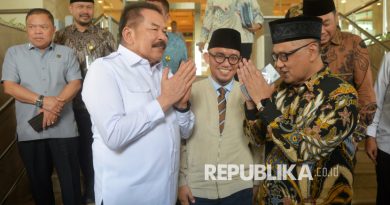 Bahas Pencegahan Korupsi, Menteri Haji Sambangi Kejagung