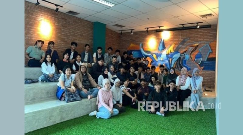 Cyber University menyelenggarakan rapat koordinasi membahas program kerja HIMASTI tahun 2025.