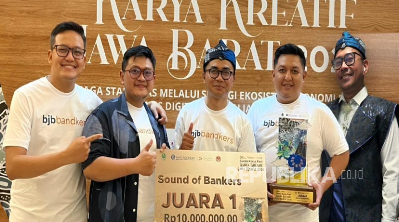Kiprah pegawai bank bjb yang tergabung dalam bjb CLUB meraih berbagai prestasi di ajang olahraga antar perusahaan berskala regional, nasional maupun internasional.