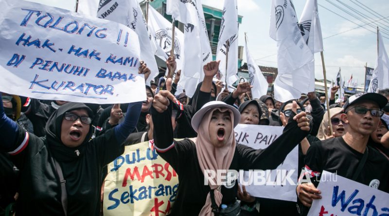 Tuntut Pesangon dan THR, Mantan Buruh dan Karyawan Sritex Gelar Aksi Demo
