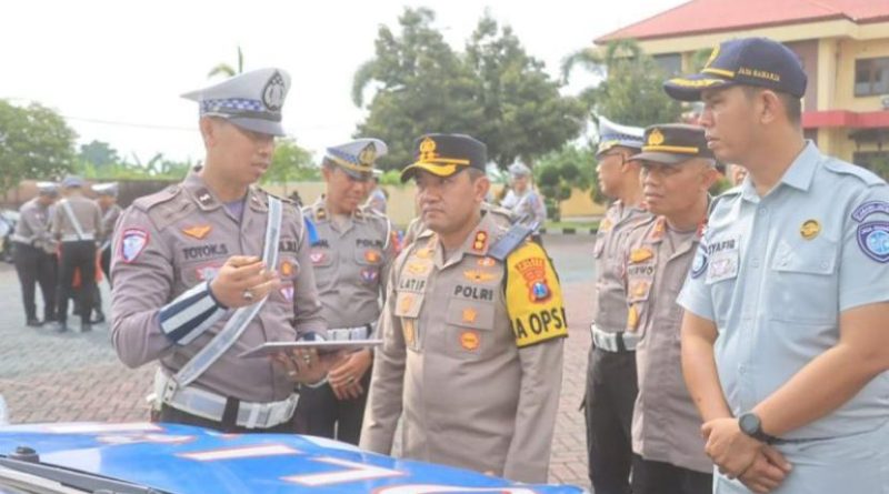 Polres Probolinggo-Jatim gunakan ETLE dalam tilang Operasi Zebra.