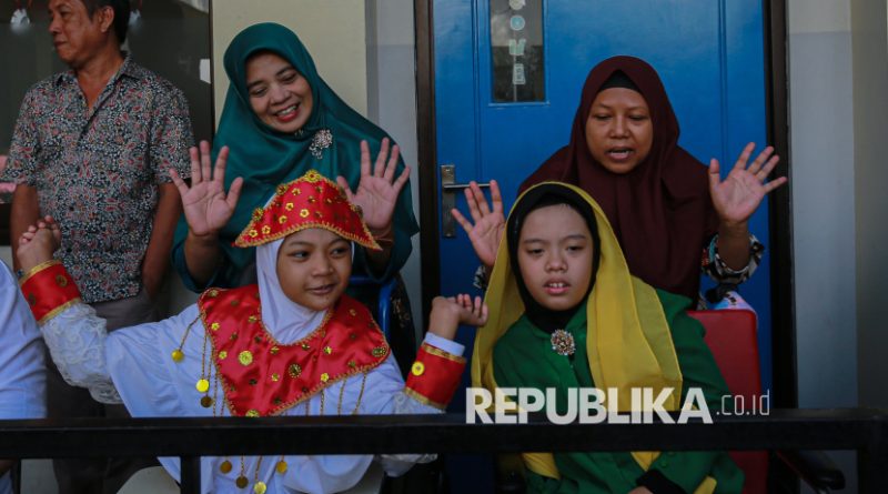 Semarak Peringatan Hari Guru Nasional di SLB YPAC Jakarta