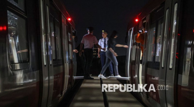 Melihat Simulasi Tanggap Darurat LRT Jabodebek