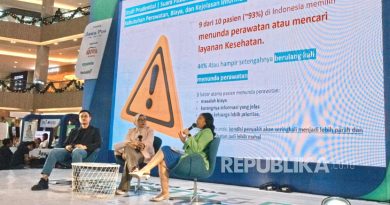 Chief Customer Marketing Officer Prudential Syariah, Vivin Arbianti Gautama, dalam Insightful Talkshow di Jawa Pos Health and Lifestyle Expo 2025 bertema “Protecting What Matters Most: Your Health, Your Future, Your Legacy”.