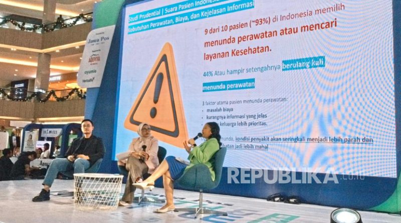 Chief Customer Marketing Officer Prudential Syariah, Vivin Arbianti Gautama, dalam Insightful Talkshow di Jawa Pos Health and Lifestyle Expo 2025 bertema “Protecting What Matters Most: Your Health, Your Future, Your Legacy”.