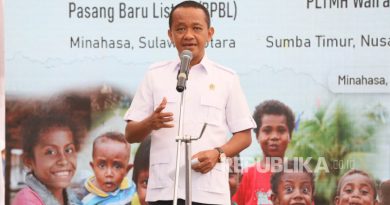 Menteri Energi dan Sumber Daya Mineral (ESDM) Bahlil Lahadalia melaporkan hasil kunjungan kerjanya di sejumlah daerah kepada Presiden Prabowo Subianto di Istana Merdeka. (ilustrasi)