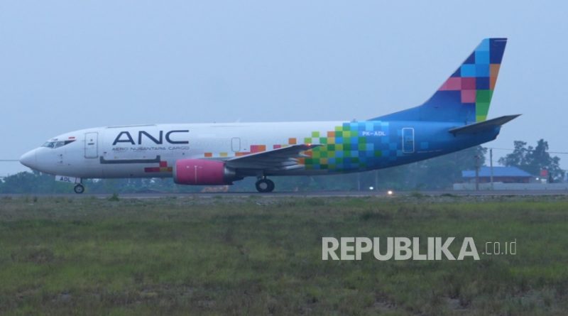 Suasana Bandara Khusus PT IMIP di Morowali, menjelang latihan TNI pada Rabu (19/11/2025).