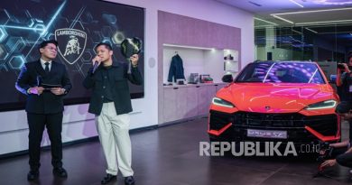 Konferensi pers kolaborasi Lamborghini dengan Metro Padel, bagian dari Metro Tennis Terminal, melalui lelang amal raket eksklusif Babolat x Lamborghini di Jakarta, akhir bulan lalu.