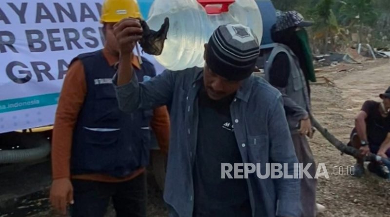 Layanan air bersih dari Laznas Abulyatama untuk penyintas bencana Sumatera