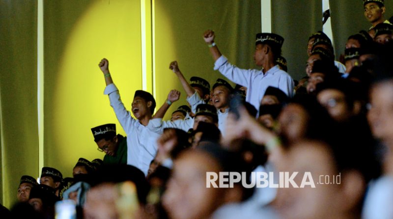 Ribuan Nahdliyin Ikuti Peringatan Harlah ke-100 NU di Istora, Presiden Prabowo Batal Hadir