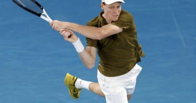 Sinner akui kekalahan dari Djokovic sangat menyakitkan.