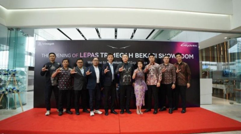 Lepas resmikan dealer terbarunya di Bekasi.