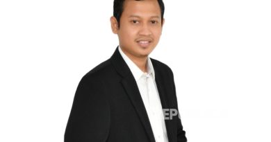 Yanuar Nugroho, Dosen Departemen Bisnis, Fakultas Vokasi Universitas Airlangga.