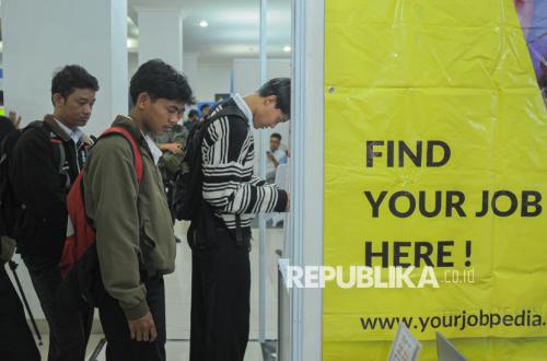 Lapangan Kerja Ada, tapi Layak atau tidak? Ini Kata Ekonom