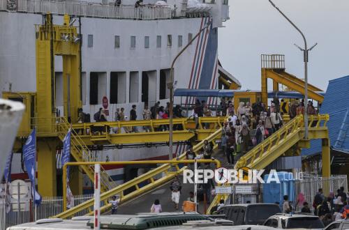 Merak–Bakauheni Jadi Barometer Kelancaran Mudik Lebaran 2026