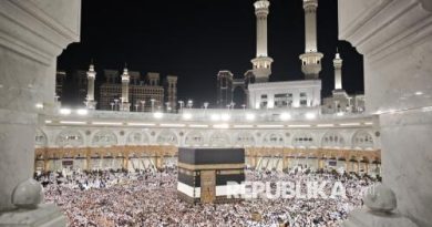 Puluhan Jamaah Umrah Diberangkatkan ke Tanah Suci Meski AS dan Iran Masih Perang