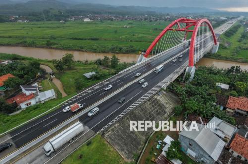 Baru 459 Ribu Kendaraan Keluar Jakarta, Ini Prediksi Puncak Arus Mudik Menurut Korlantas Polri