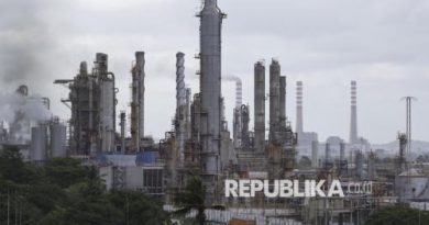 Harga Minyak Naik 8 Persen Usai Serangan AS-Israel ke Iran, Brent Jadi 79 Dolar AS