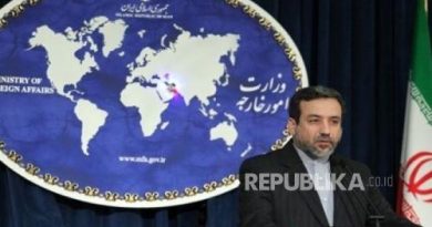 Menlu Iran Sampaikan Ucapan Idul Fitri dan Apresiasi Solidaritas Masyarakat Indonesia